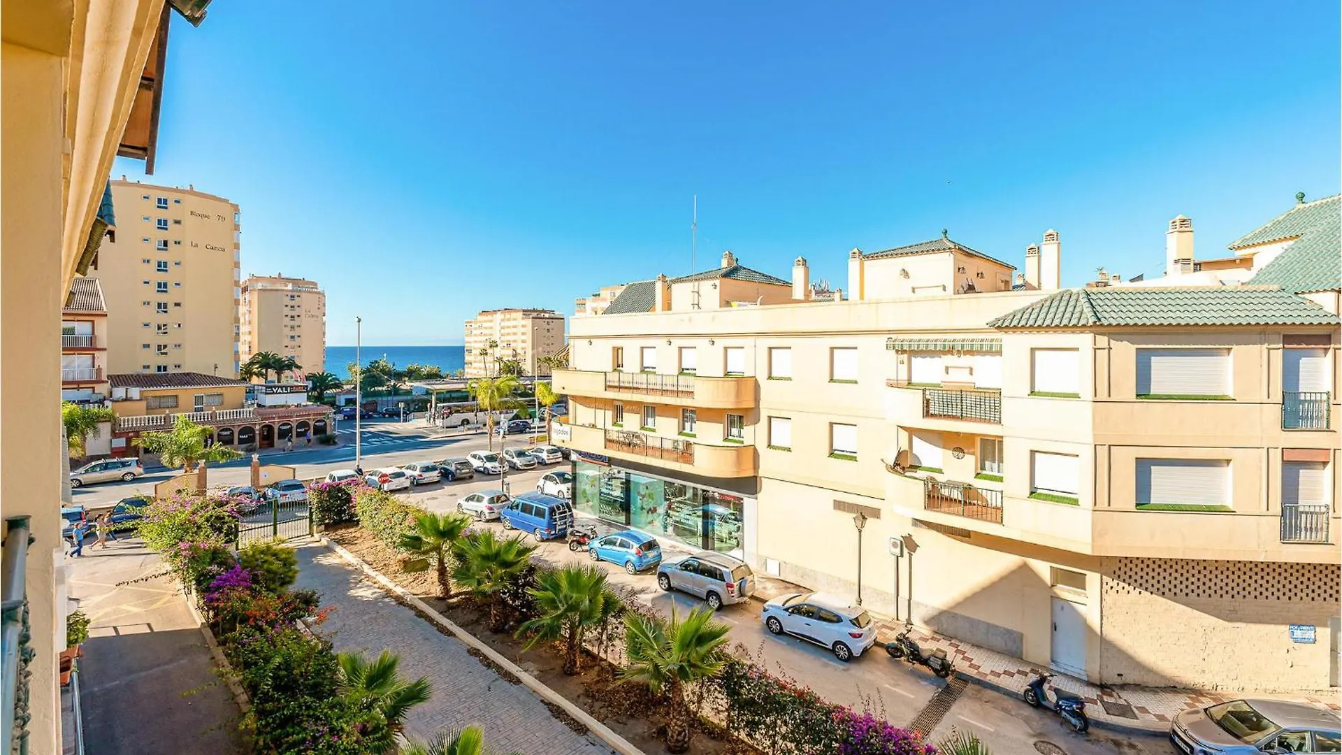 Gorgeous Apartment In Torrox With Wifi